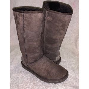 UGG CLASSIC TALL BOOTS